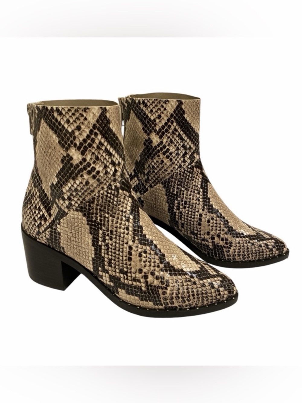 Treasure & Bond Boots Women’s Size 6.5 - Reptile Print Faux Leather. NEW